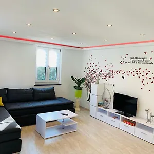 Apartment Mentes