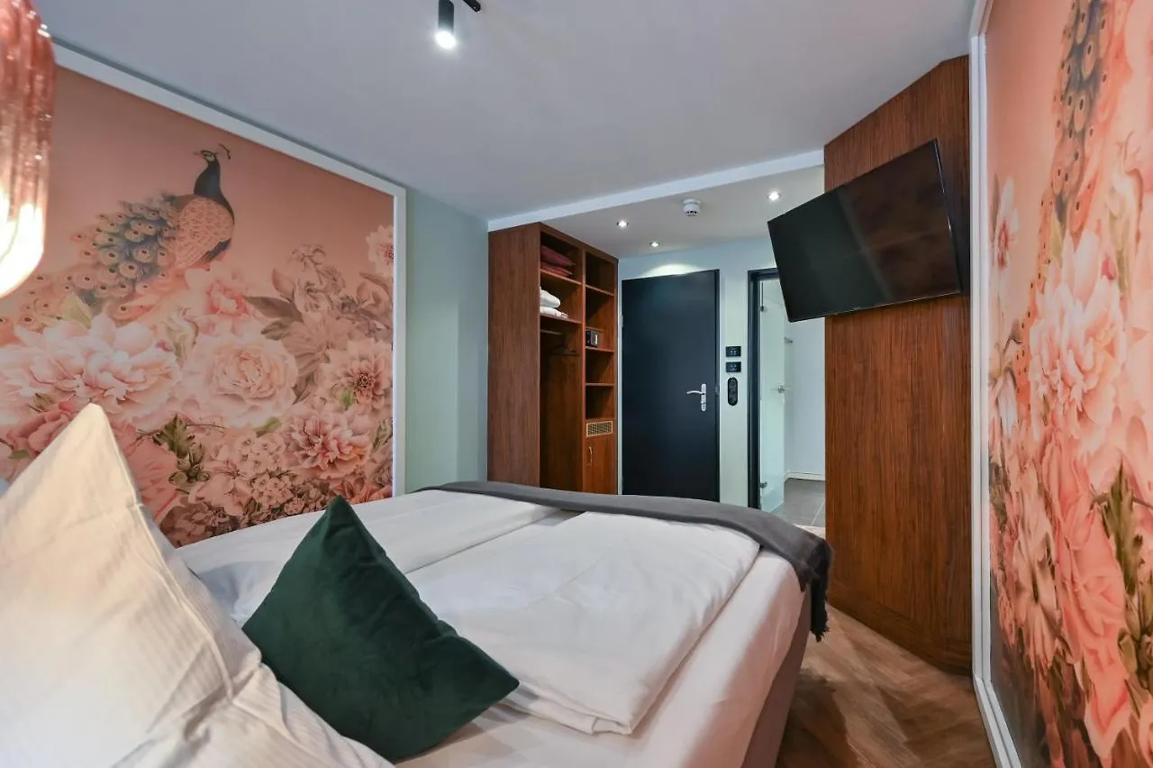 Hotel Sonne Fussen 4*,  Germany